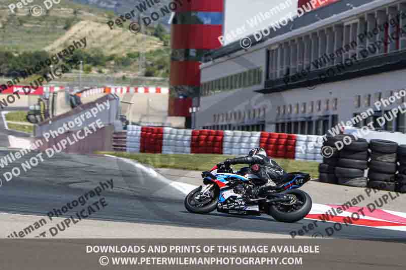 cadwell no limits trackday;cadwell park;cadwell park photographs;cadwell trackday photographs;enduro digital images;event digital images;eventdigitalimages;navarra;no limits trackdays;peter wileman photography;racing digital images;trackday digital images;trackday photos